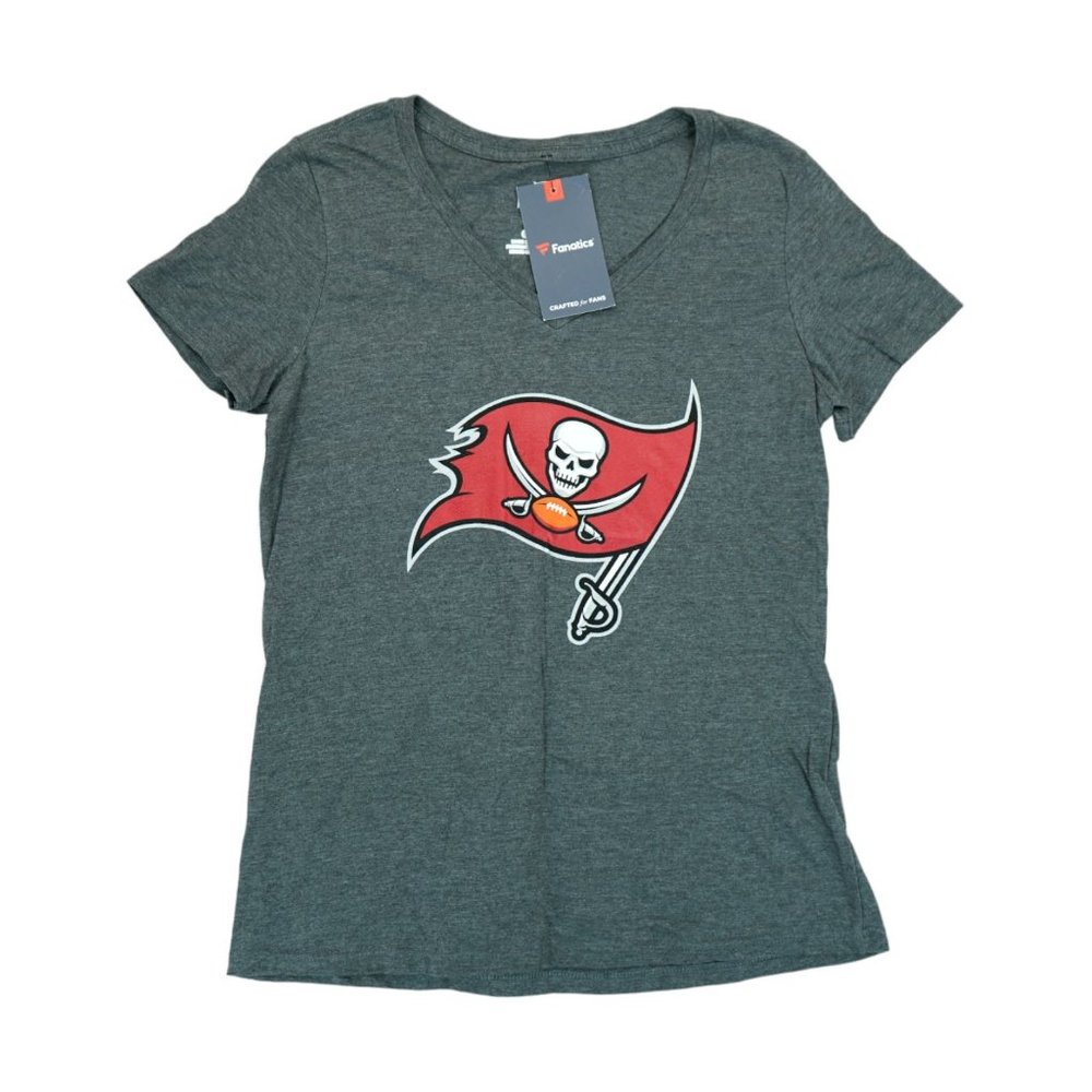 NWT NFL Fanatics Tampa Bay Buccaneers‎ Women's T-Shirt  Size Small Gray V-neck